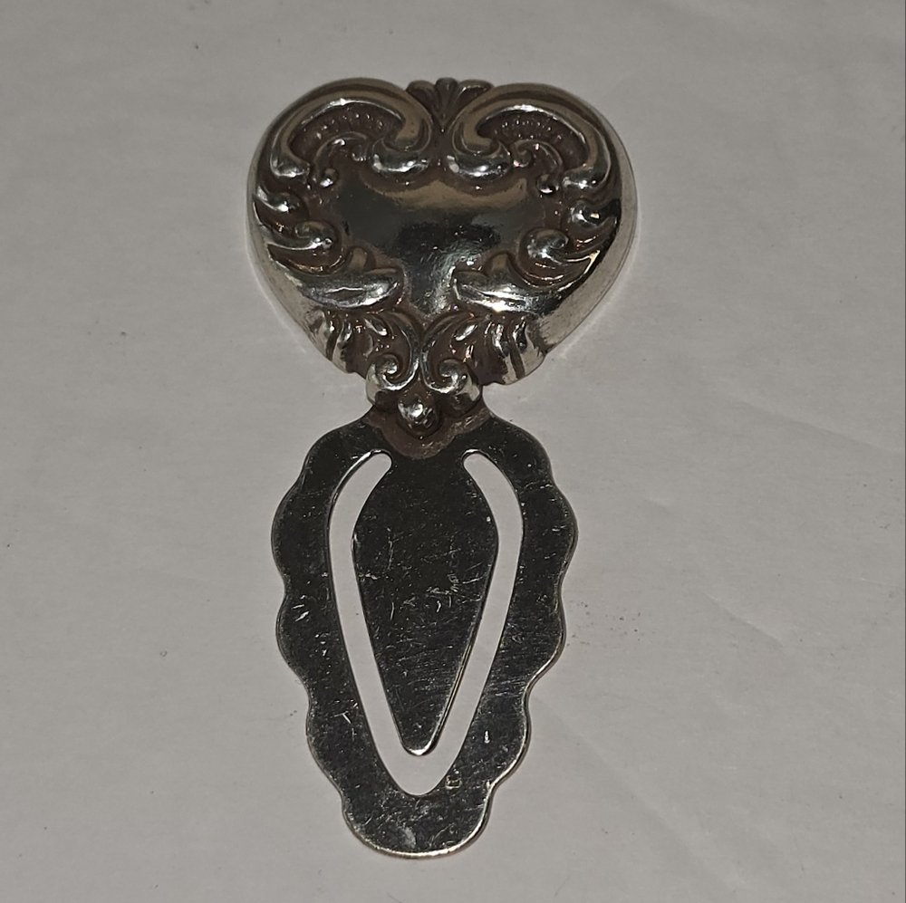 Brighton Vintage Retired Heart Bookmark‎